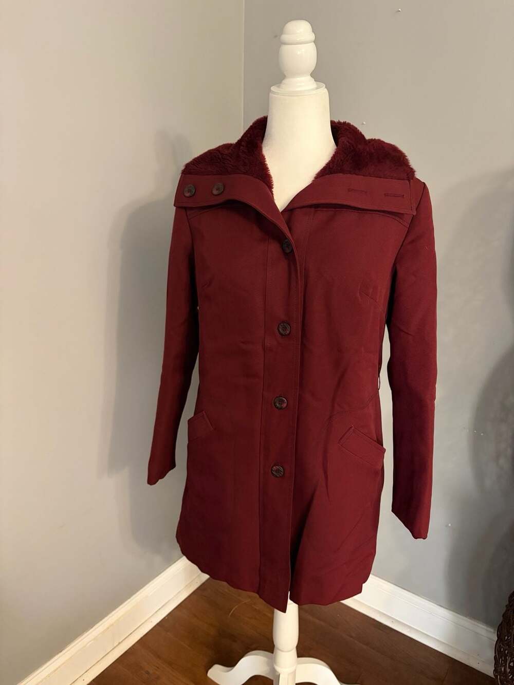 vintage late 80s/early 90s Coatree burgundy faux-fur lined coat